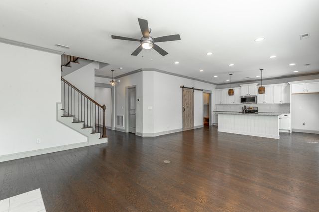 8512 Red Deer Lane, Ooltewah, TN 37363