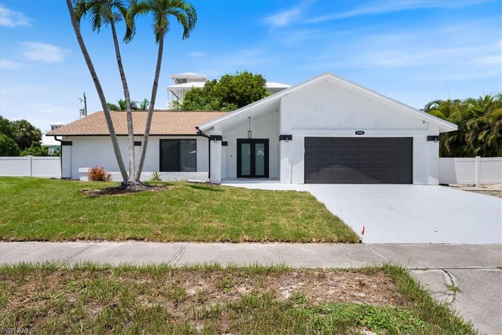 1996 Sheffield AVE, Marco Island, FL 34145