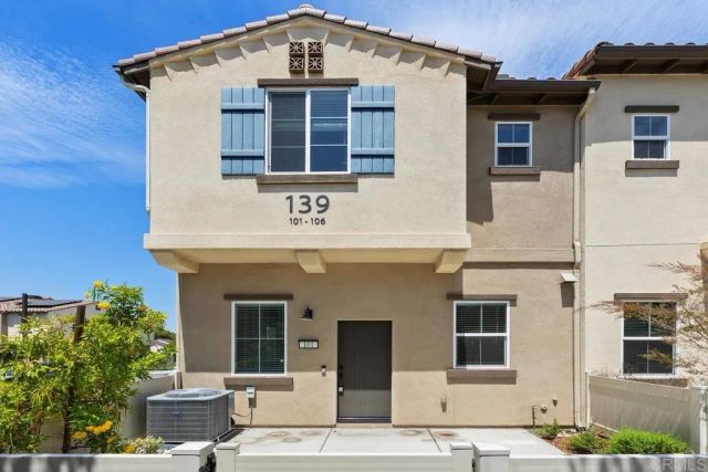 139 Avenida Chapala 101, San Marcos, CA 92069