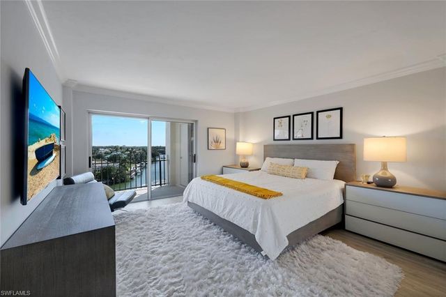 2150 Gulf Shore BLVD N 705, Naples, FL 34102