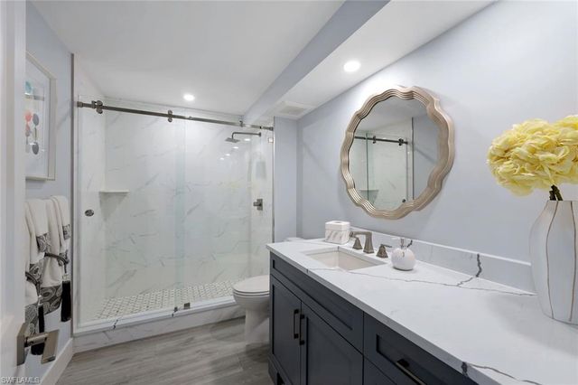 2150 Gulf Shore BLVD N 705, Naples, FL 34102