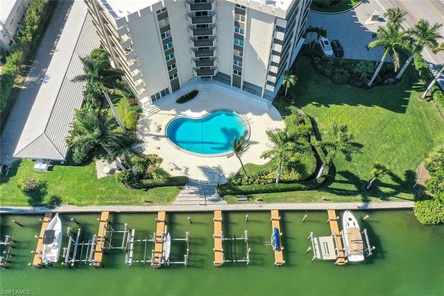 2150 Gulf Shore BLVD N 705, Naples, FL 34102