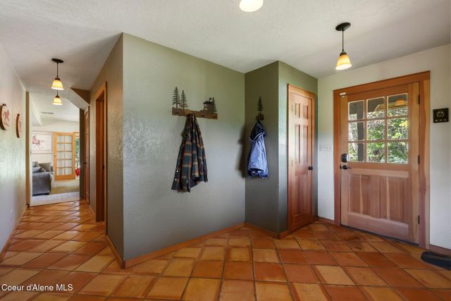1255 Hickey Rd, Sandpoint, ID 83864