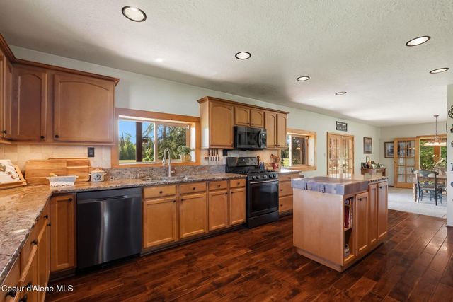 1255 Hickey Rd, Sandpoint, ID 83864