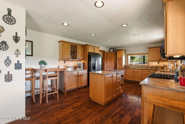 1255 Hickey Rd, Sandpoint, ID 83864