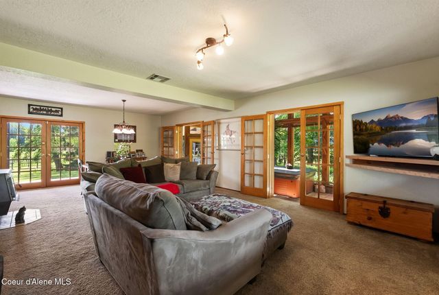 1255 Hickey Rd, Sandpoint, ID 83864