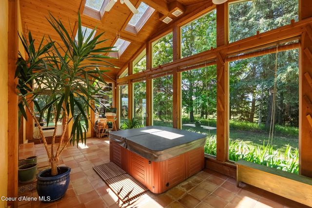 1255 Hickey Rd, Sandpoint, ID 83864