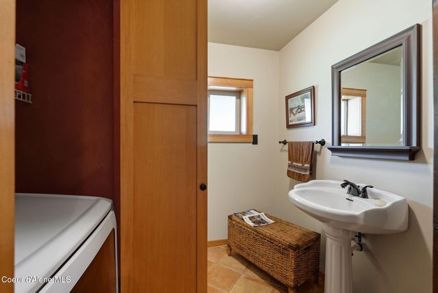 1255 Hickey Rd, Sandpoint, ID 83864