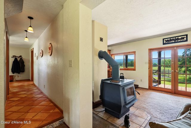 1255 Hickey Rd, Sandpoint, ID 83864