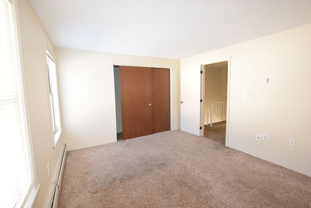 1245 Pawtucket Blvd 4, Lowell, MA 01854