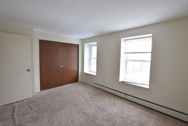 1245 Pawtucket Blvd 4, Lowell, MA 01854