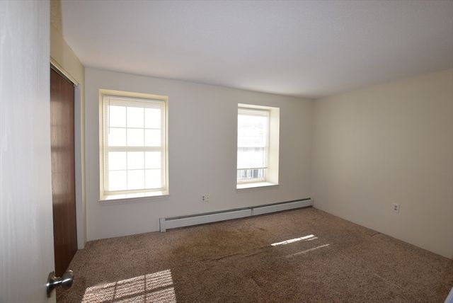 1245 Pawtucket Blvd 4, Lowell, MA 01854