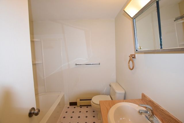 1245 Pawtucket Blvd 4, Lowell, MA 01854