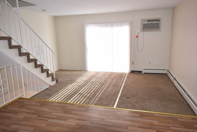 1245 Pawtucket Blvd 4, Lowell, MA 01854