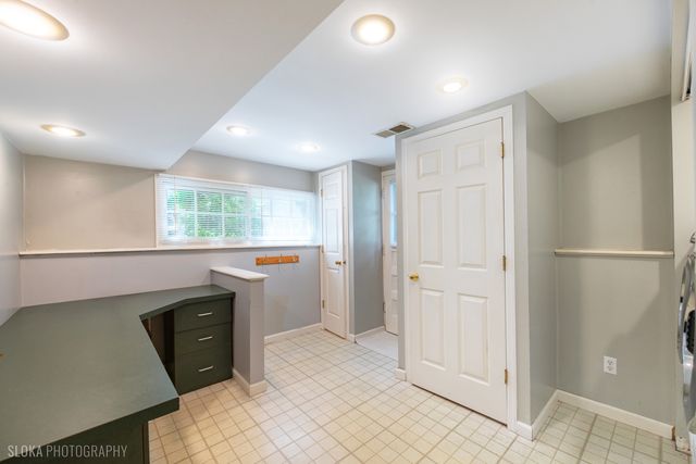 320 Deveron Circle, Cary, IL 60013
