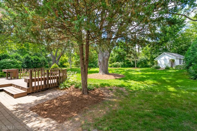 320 Deveron Circle, Cary, IL 60013