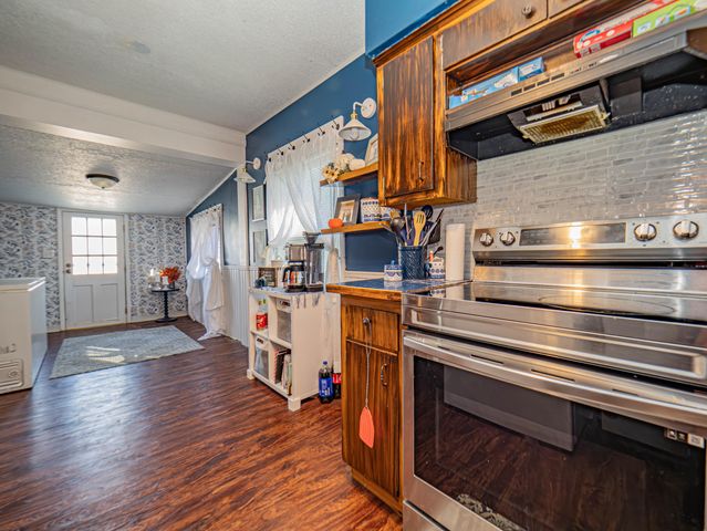 718 E LOGAN ST, Moberly, MO 65270