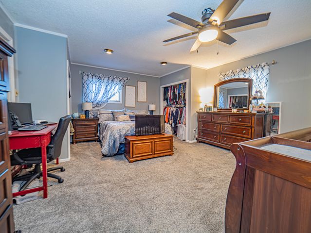 718 E LOGAN ST, Moberly, MO 65270