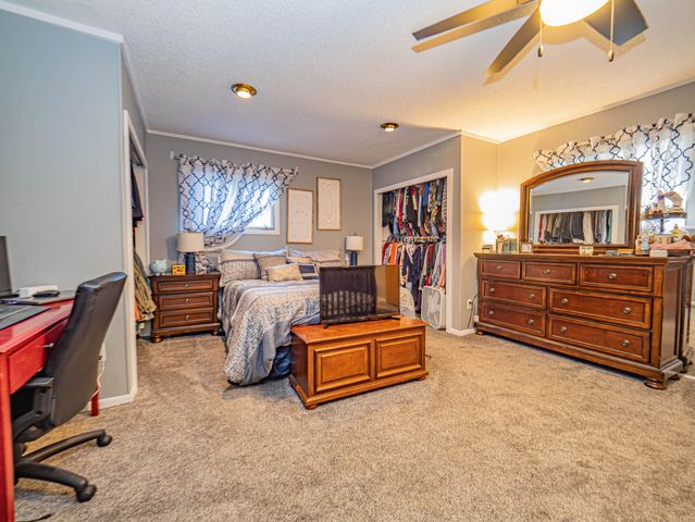 718 E LOGAN ST, Moberly, MO 65270