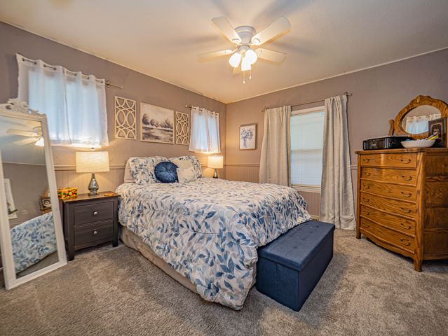 718 E LOGAN ST, Moberly, MO 65270