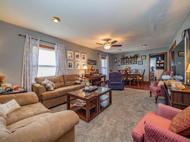 718 E LOGAN ST, Moberly, MO 65270