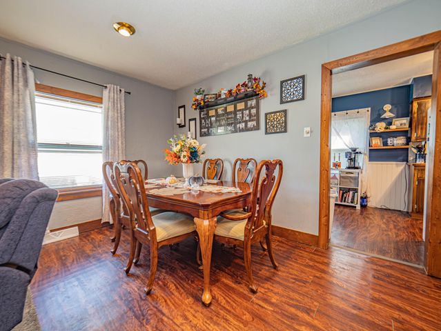 718 E LOGAN ST, Moberly, MO 65270