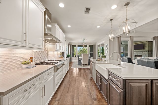 12513 Grosbeak Drive, Denton, TX 76207