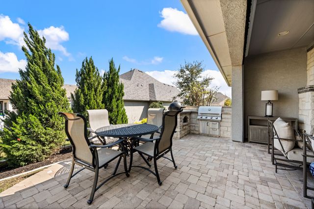 12513 Grosbeak Drive, Denton, TX 76207