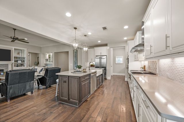 12513 Grosbeak Drive, Denton, TX 76207