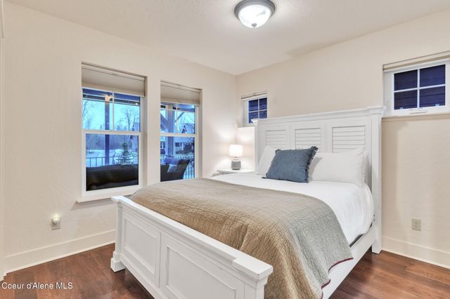 209 Pomrankey Ln, Dover, ID 83825
