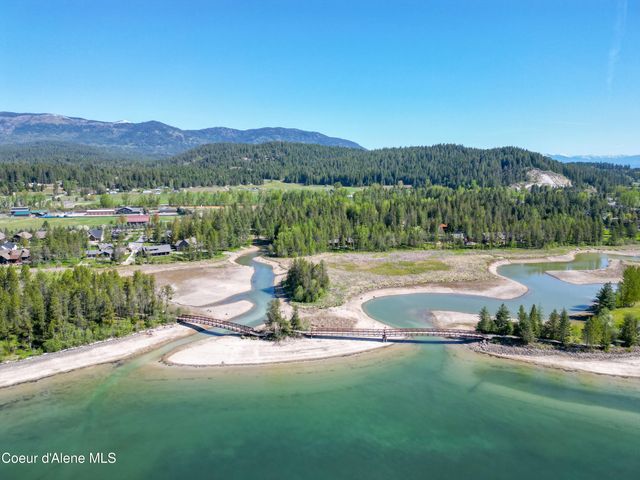 209 Pomrankey Ln, Dover, ID 83825