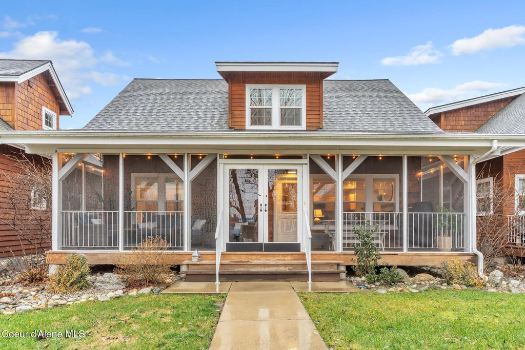 209 Pomrankey Ln, Dover, ID 83825