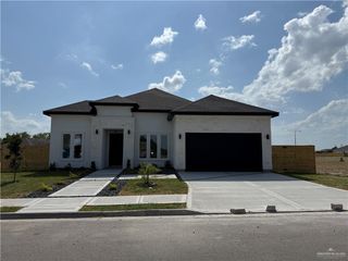 410 La Laguna, Mission, TX 78572