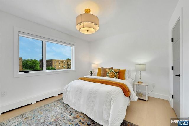 2282 7th Street, Fort Lee, NJ 07024