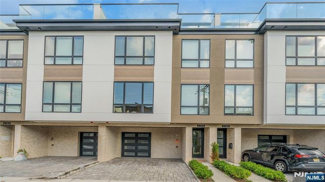 2282 7th Street, Fort Lee, NJ 07024
