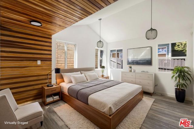 1213 El Paso Drive, Los Angeles, CA 90065