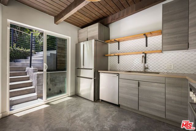 1213 El Paso Drive, Los Angeles, CA 90065