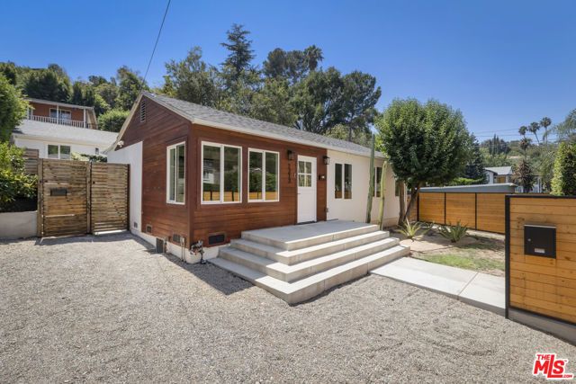 1213 El Paso Drive, Los Angeles, CA 90065