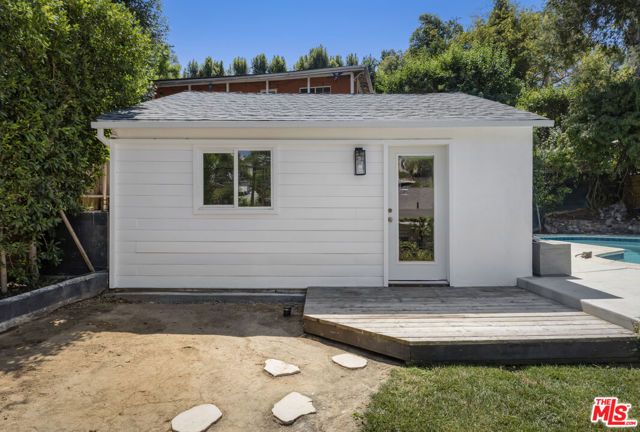 1213 El Paso Drive, Los Angeles, CA 90065