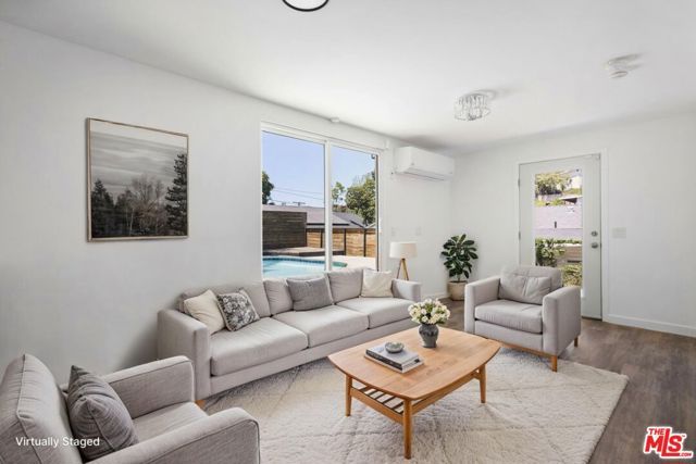 1213 El Paso Drive, Los Angeles, CA 90065