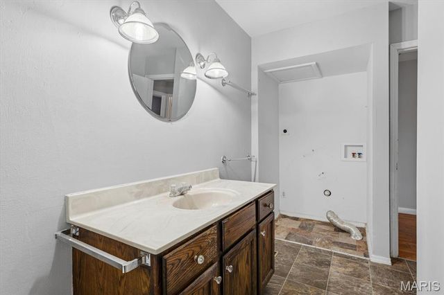 107 Linwood Drive, Collinsville, IL 62234