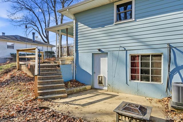 107 Linwood Drive, Collinsville, IL 62234