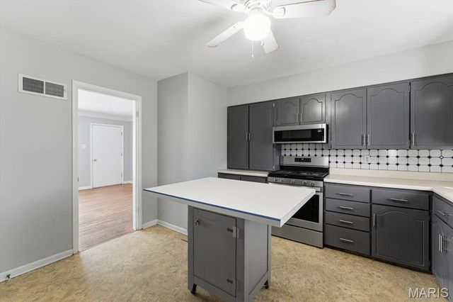 107 Linwood Drive, Collinsville, IL 62234