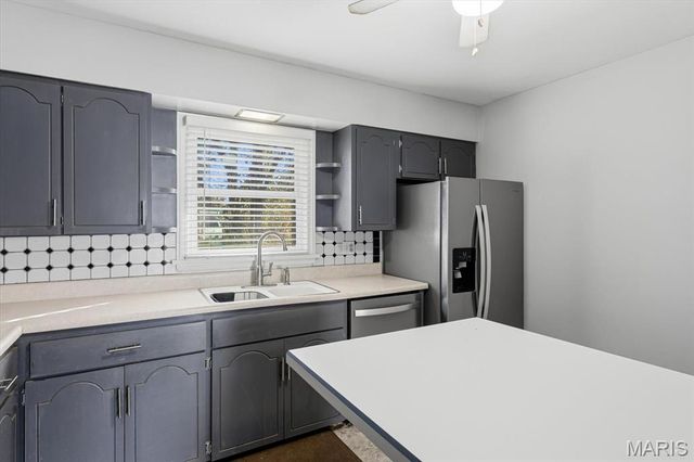 107 Linwood Drive, Collinsville, IL 62234