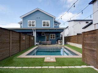 1411 Cometa ST B, Austin, TX 78721