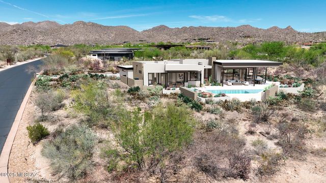 922 Tortolita Mountain Circle, Oro Valley, AZ 85755