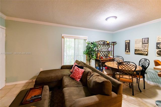 63 NW 17th Pl 6, Miami, FL 33125