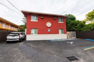 63 NW 17th Pl 6, Miami, FL 33125