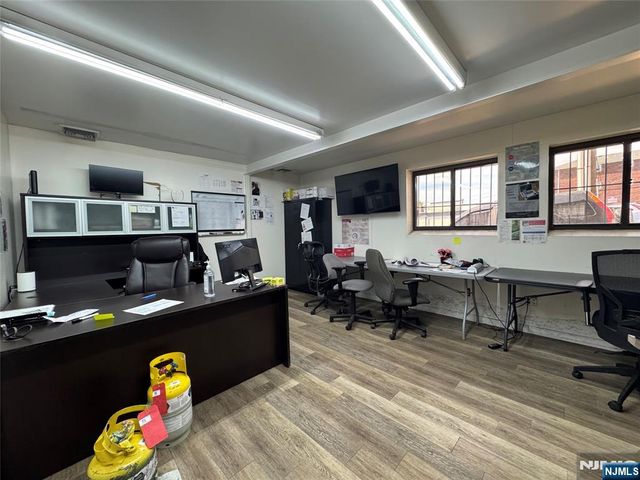 194 Daniel Street, Hackensack, NJ 07601