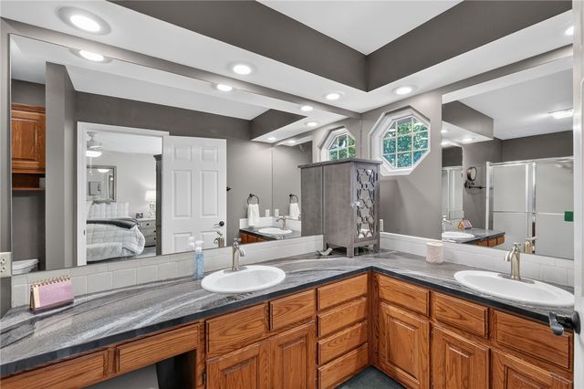 7 Congleton Circle, Bella Vista, AR 72714